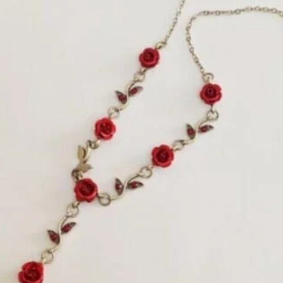 Beautiful Betsey Johnson Rose Necklace, Bracelet Earring Set - Picture 4 of 4